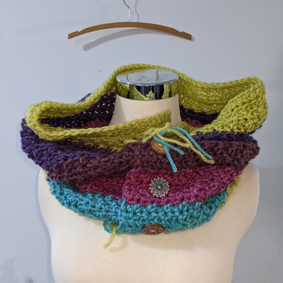 🏳️‍🌈 NEW Unisex Cowl Crochet Scarf Rainbow HANDCRAFTED - Picture 2 of 7